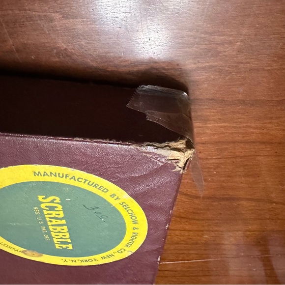 1953 Edition of Scrabble - Missing a few tiles - Picture 9 of 10